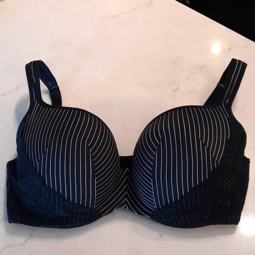 Cacique Balconette Bra with Lace 38F Black White Stripe